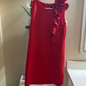Pretty red dress in Medium!